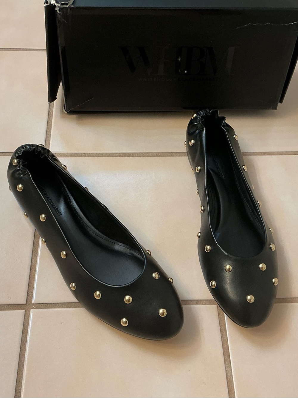 White House Black Market Studded Ballet Flats Shoes Black Sz 9 NIB!